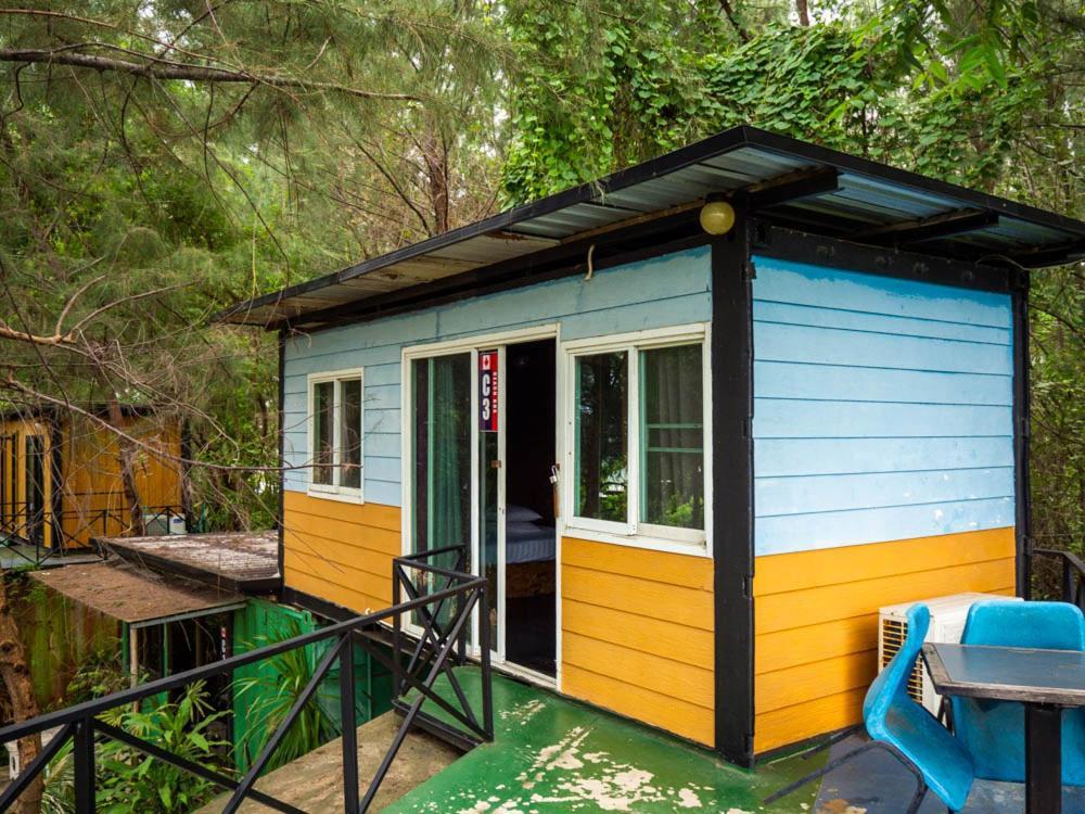 Beach Box Resort At Rimlay Rayong Exteriör bild