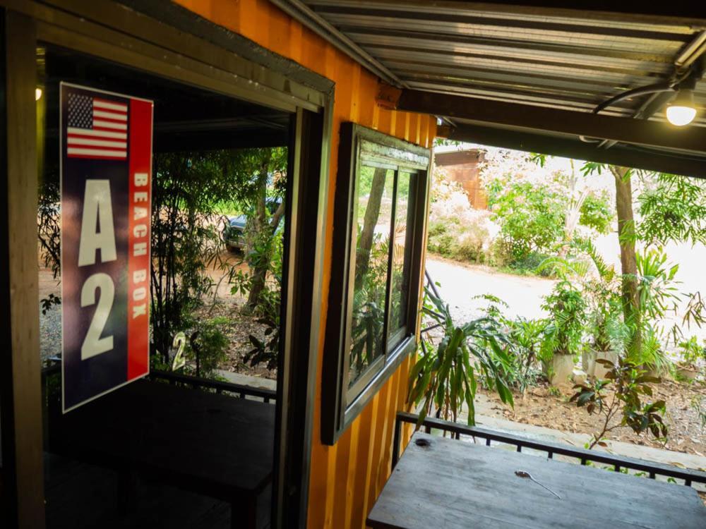 Beach Box Resort At Rimlay Rayong Exteriör bild